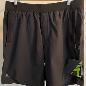 Woods Men’s Black Golf Shorts